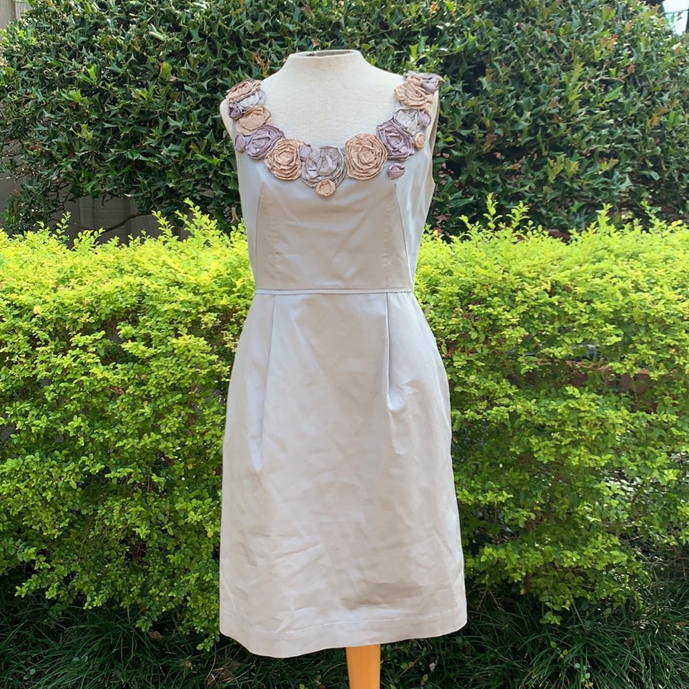 Fitted Floral Collar Cocktail Dress